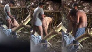 Dehati bf ney jungle mai desi chut ki chudai dehati sex video